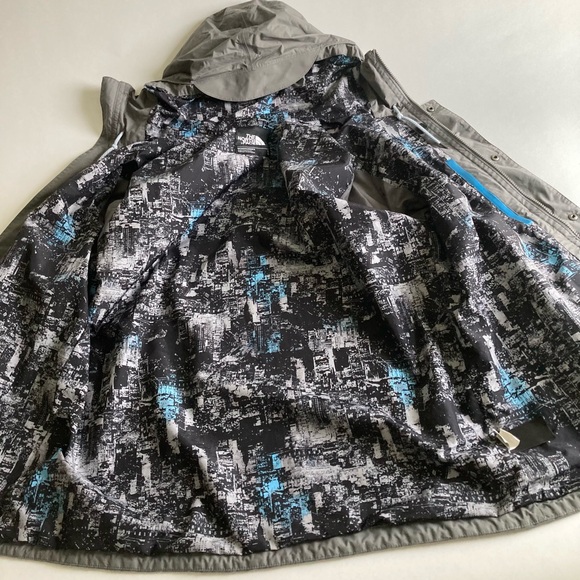 The North Face Grey Nylon Polyester Windbreak Waterproof Hood Parka Jacket Sz L - Picture 10 of 16